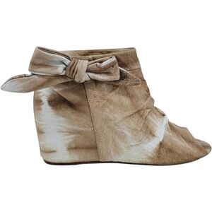 80%20 Leather Peep Toe Hidden Wedge Ankle Booties Tan Gray 8